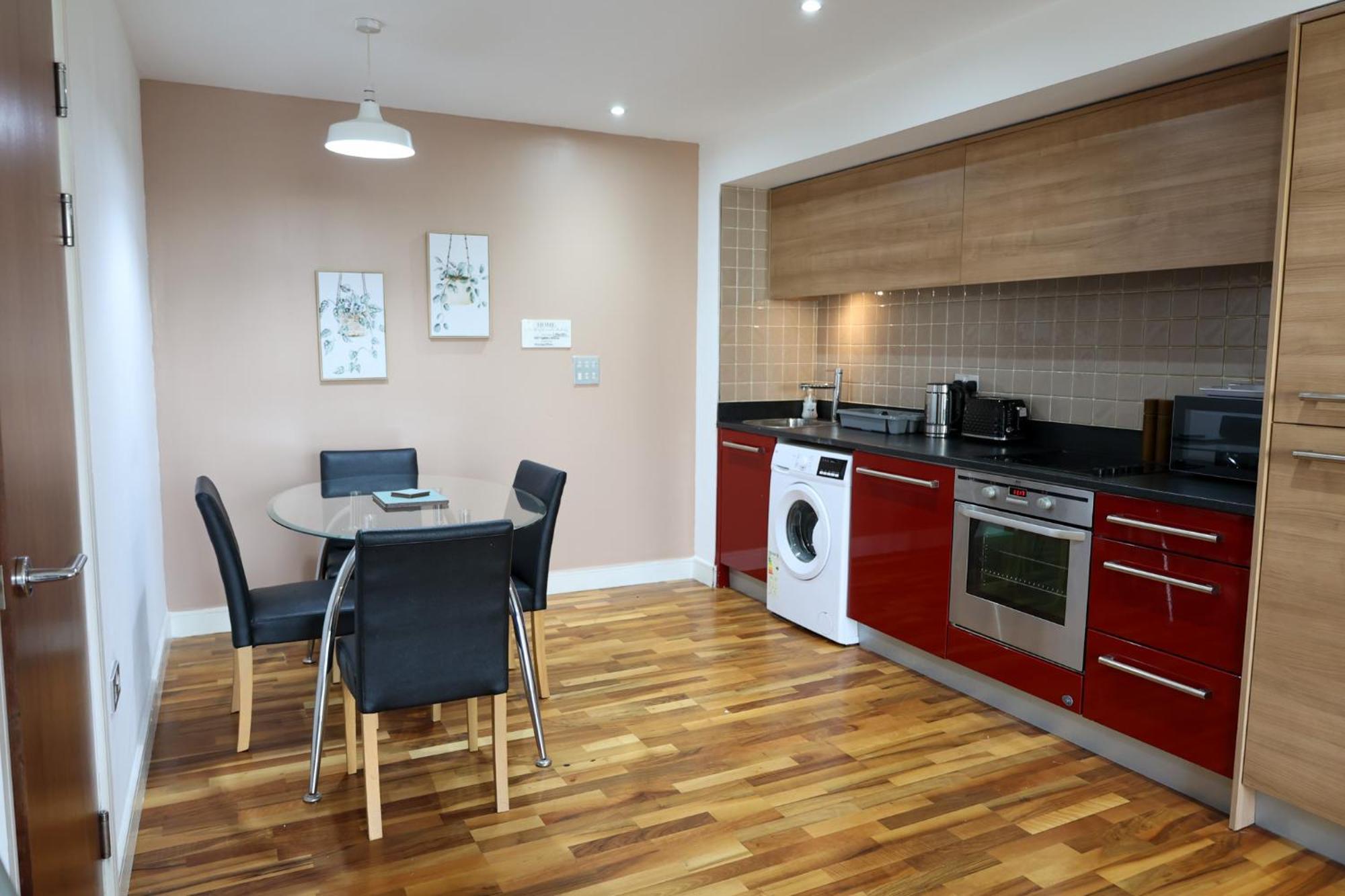 Centrally Located 1Br Apt Near Edg Cricket, University Of Bham, Priory Hospital & Cannon Hill Park Birmingham Exterior photo